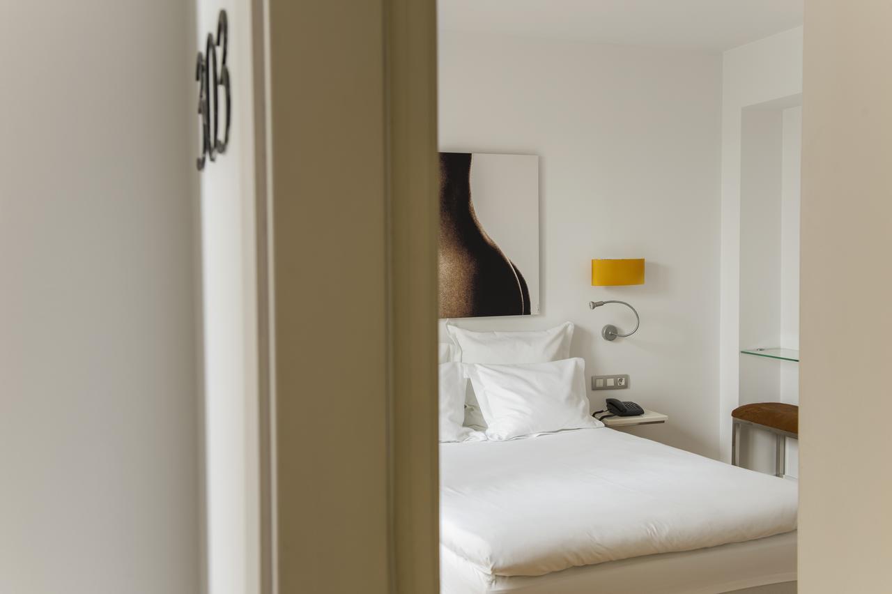 Petit Palace Hotel Tres Пальма-де-Майорка Экстерьер фото